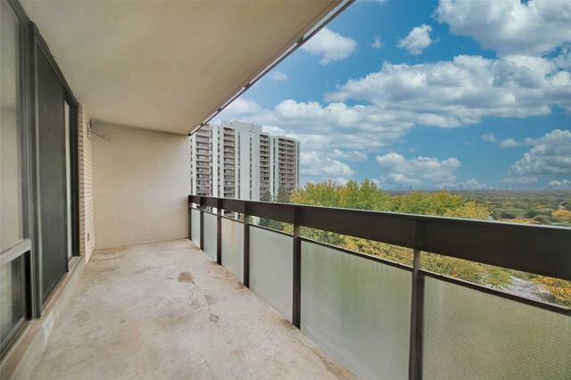 709 - 177 Linus Rd, Condo with 2 bedrooms, 1 bathrooms and 1 parking in Toronto ON | Image 31