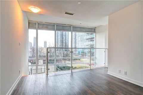 t4 - 165 Legion Rd N, Condo with 1 bedrooms, 2 bathrooms and 2 parking in Toronto ON | Image 6