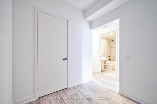 621 - 108 Peter St, Condo with 1 bedrooms, 1 bathrooms and 0 parking in Toronto ON | Image 2