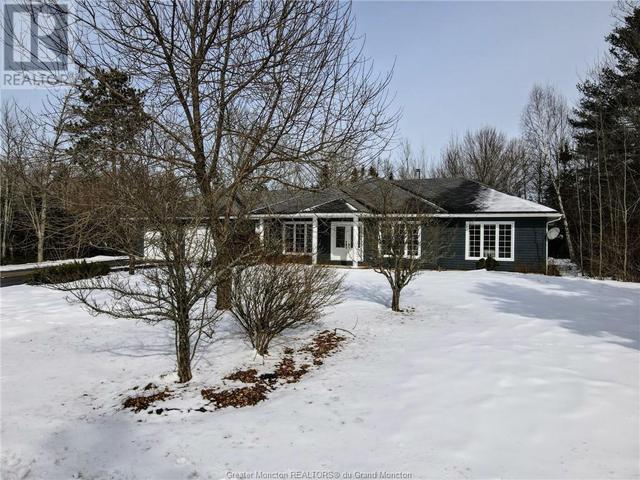 7 Woodland Dr, House detached with 3 bedrooms, 1 bathrooms and null parking in Richibucto P NB | Image 2