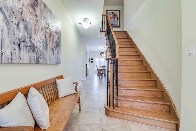 158 Art West Ave, House detached with 4 bedrooms, 3 bathrooms and 6 parking in Newmarket ON | Image 36