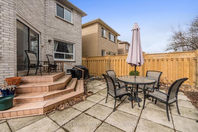 11 Nymark Pl, House detached with 4 bedrooms, 3 bathrooms and 6 parking in Brampton ON | Image 30