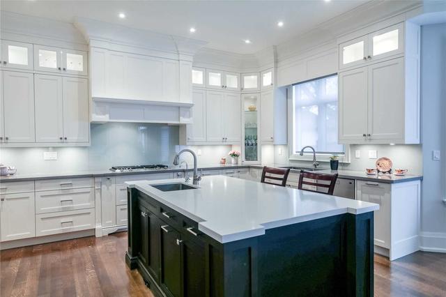 319 Connaught Ave, House detached with 5 bedrooms, 6 bathrooms and 6 parking in Toronto ON | Image 34
