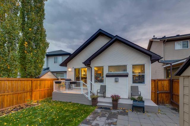 1960 New Brighton Drive Se, House detached with 4 bedrooms, 2 bathrooms and 4 parking in Calgary AB | Image 37