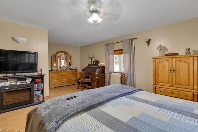 7604 County 2 Road, House detached with 4 bedrooms, 3 bathrooms and 14 parking in Greater Napanee ON | Image 16