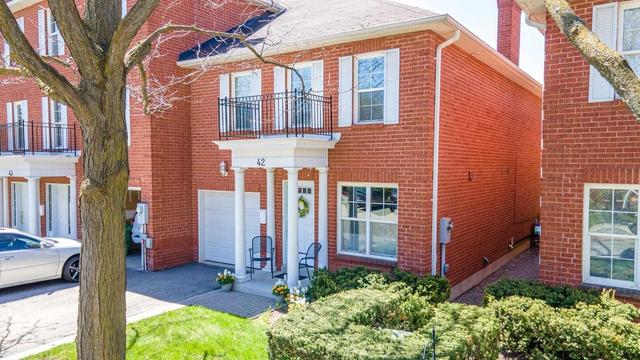 42 Stornwood Crt, Townhouse with 2 bedrooms, 4 bathrooms and 2 parking in Brampton ON | Image 17