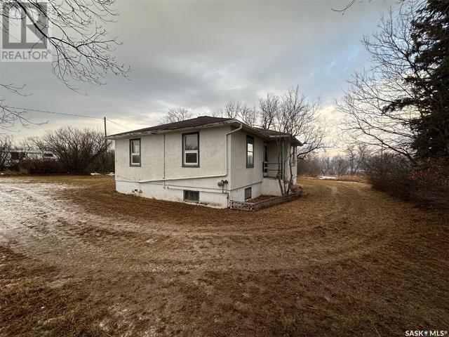 404 1st Street, House detached with 2 bedrooms, 1 bathrooms and null parking in Findlater SK | Image 8