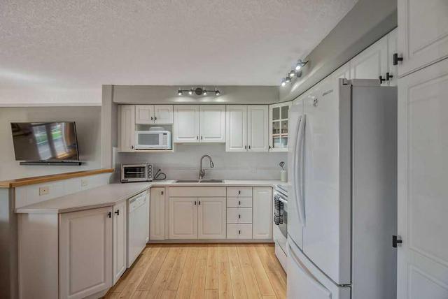 327 - 8535 Bonaventure Drive Se, Condo with 2 bedrooms, 1 bathrooms and 2 parking in Calgary AB | Image 9