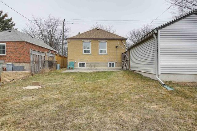 670 Pharmacy Ave, House detached with 2 bedrooms, 2 bathrooms and 4 parking in Toronto ON | Image 22