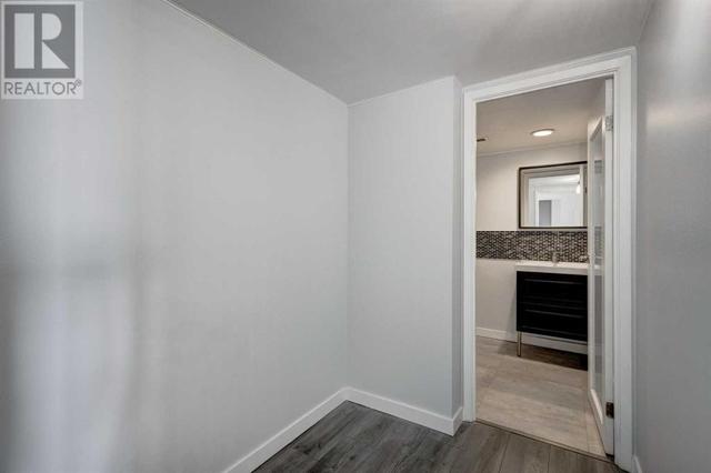 2912, - 221 6 Avenue Se, Condo with 2 bedrooms, 1 bathrooms and null parking in Calgary AB | Image 13