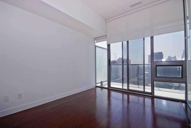 1109 - 33 Charles St E, Condo with 2 bedrooms, 1 bathrooms and 0 parking in Toronto ON | Image 12
