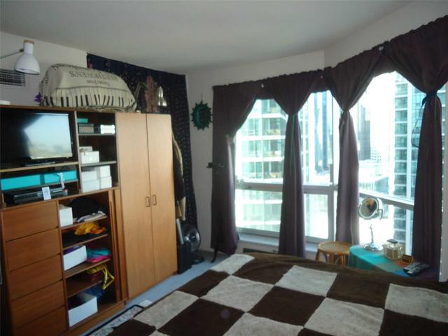 2506 - 10 Yonge St, Condo with 1 bedrooms, 1 bathrooms and 1 parking in Toronto ON | Image 14