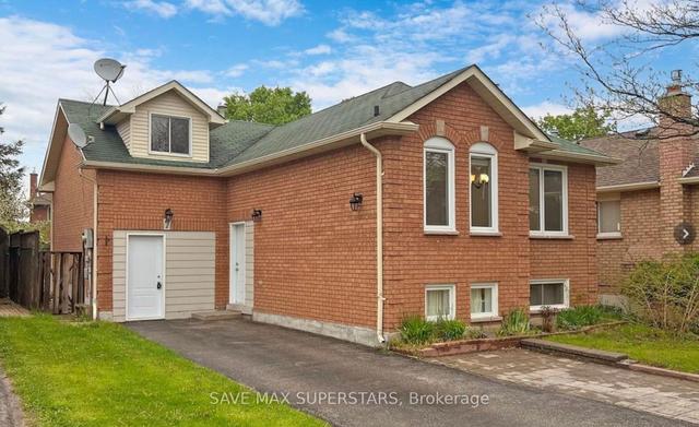 duplex - 7 Barwick Dr, House detached with 3 bedrooms, 2 bathrooms and 3 parking in Barrie ON | Image 1