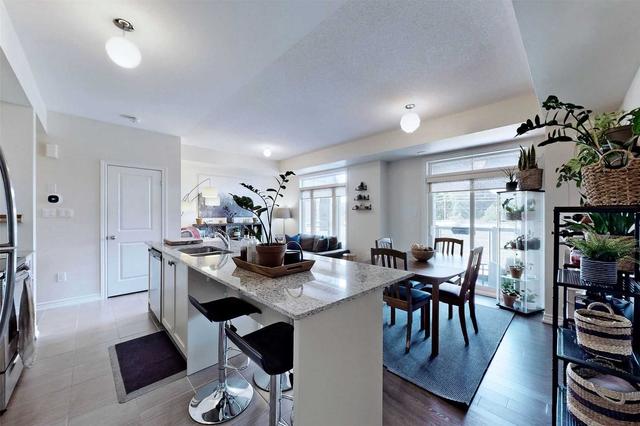 2611 Garrison Crossing, Townhouse with 2 bedrooms, 2 bathrooms and 2 parking in Pickering ON | Image 4