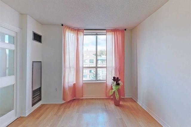 803 - 284 Bloor St W St W, Condo with 1 bedrooms, 1 bathrooms and 0 parking in Toronto ON | Image 6