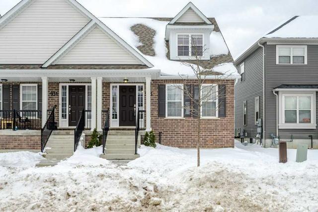 933 Broadway Blvd, House semidetached with 3 bedrooms, 4 bathrooms and 2 parking in Peterborough ON | Image 1
