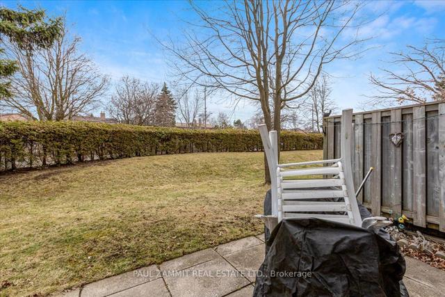 1986 John St, Townhouse with 3 bedrooms, 2 bathrooms and 2 parking in Markham ON | Image 16