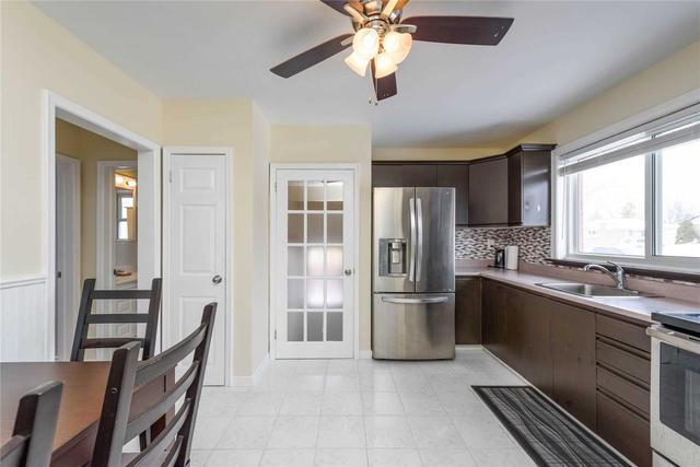 118 Longfield Rd, House detached with 3 bedrooms, 2 bathrooms and 6 parking in Halton Hills ON | Image 2