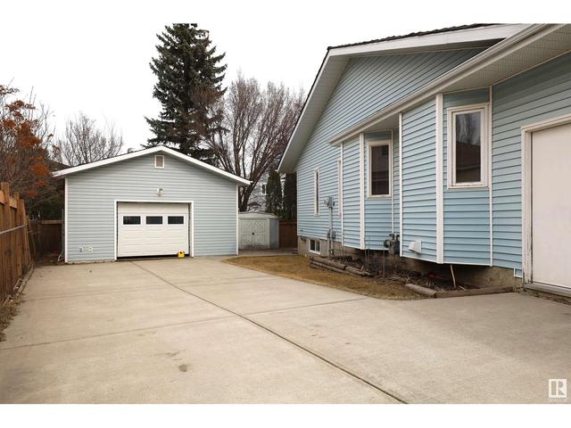 258 Burton Rd Nw, House detached with 5 bedrooms, 3 bathrooms and 8 parking in Edmonton AB | Image 54