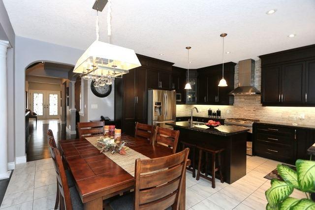 29 Corvinelli Dr, House detached with 5 bedrooms, 4 bathrooms and 4 parking in Whitby ON | Image 5