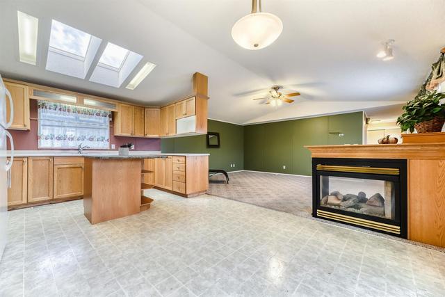 242 Ranchwood Lane, Home with 3 bedrooms, 2 bathrooms and 3 parking in Wheatland County AB | Image 5