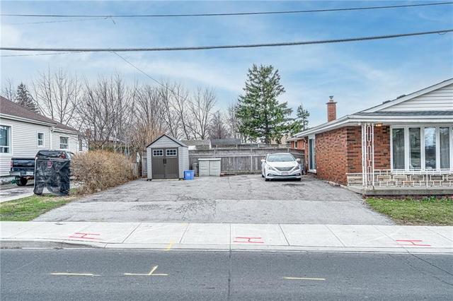 105 Fennell Avenue W, House detached with 7 bedrooms, 2 bathrooms and 6 parking in Hamilton ON | Image 22