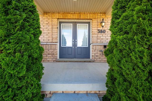 380 Langford Blvd, House semidetached with 4 bedrooms, 3 bathrooms and 6 parking in Bradford West Gwillimbury ON | Image 36