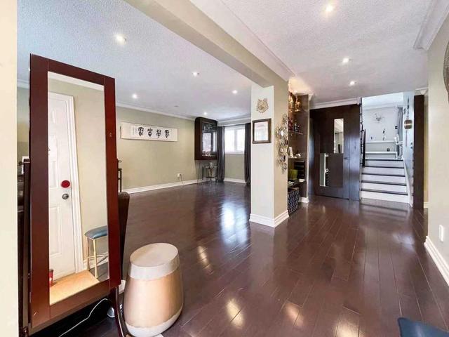 80 Briarwood Rd, House detached with 4 bedrooms, 4 bathrooms and 4 parking in Markham ON | Image 7