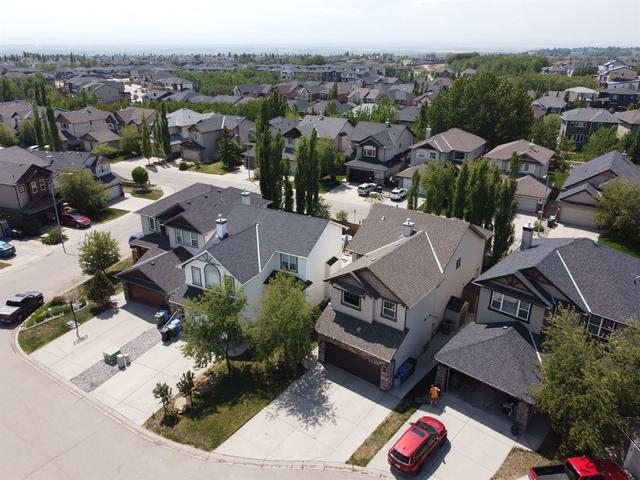 274 Rockborough Green Nw, House detached with 4 bedrooms, 3 bathrooms and 5 parking in Calgary AB | Image 33