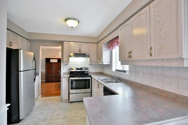 8 - 5030 New St, Townhouse with 3 bedrooms, 2 bathrooms and 2 parking in Burlington ON | Image 4