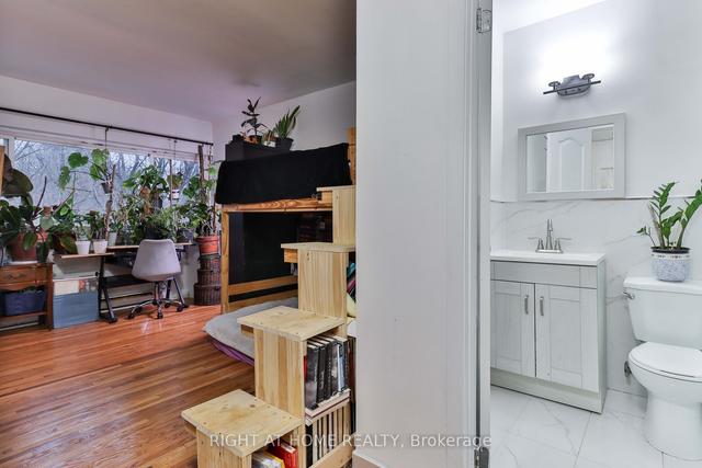 98 - 19 London Green Crt, Townhouse with 4 bedrooms, 3 bathrooms and 1 parking in Toronto ON | Image 24