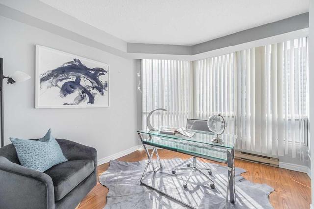 1108 - 115 Hillcrest Ave, Condo with 2 bedrooms, 1 bathrooms and 1 parking in Mississauga ON | Image 9