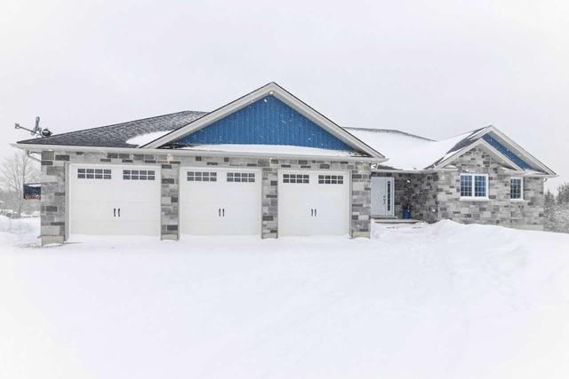 815 Enright Rd, House detached with 3 bedrooms, 3 bathrooms and 23 parking in Tyendinaga ON | Image 1