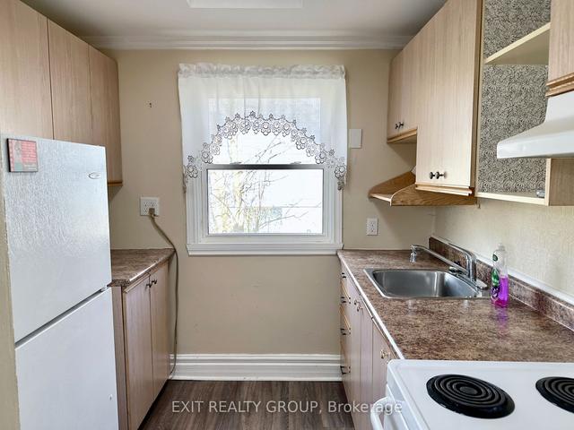 275 Victoria Ave, House detached with 1 bedrooms, 1 bathrooms and 3 parking in Belleville ON | Image 6