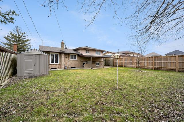 212 Hildred St, House detached with 3 bedrooms, 2 bathrooms and 3 parking in Welland ON | Image 15