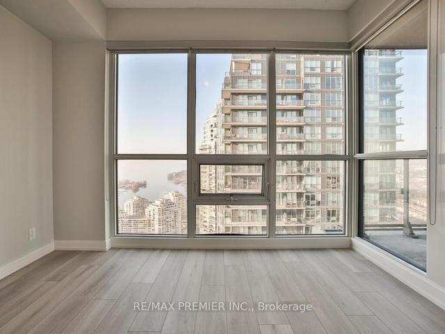4004 - 2200 Lake Shore Blvd W, Condo with 2 bedrooms, 2 bathrooms and 1 parking in Toronto ON | Image 16