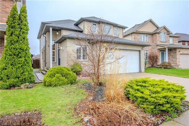 210 Hawkswood Drive, House detached with 4 bedrooms, 3 bathrooms and 4 parking in Kitchener ON | Image 47