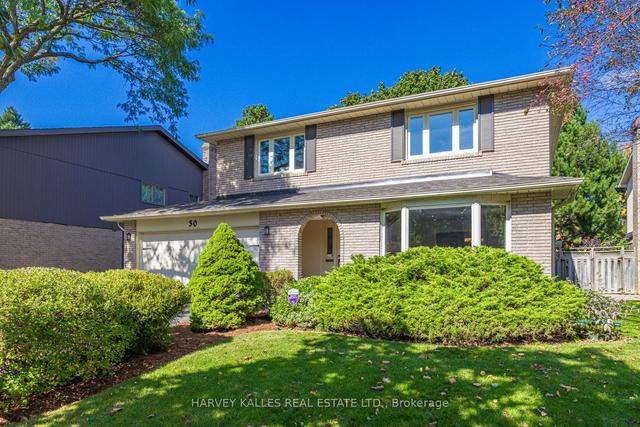 30 Denlow Blvd, House detached with 5 bedrooms, 4 bathrooms and 4 parking in Toronto ON | Image 12