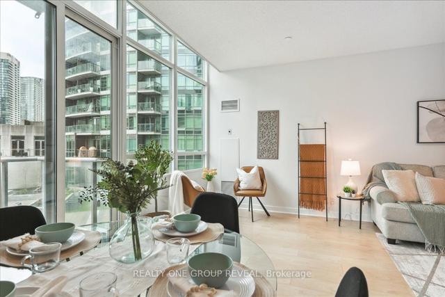 215 - 361 Front St W, Condo with 2 bedrooms, 2 bathrooms and 1 parking in Toronto ON | Image 10