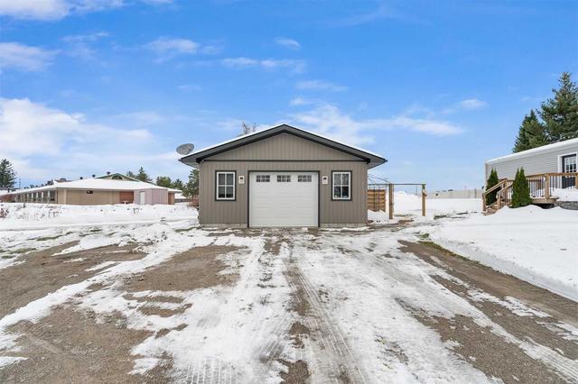 1 Maple Lane, Home with 2 bedrooms, 2 bathrooms and 10 parking in Midland ON | Image 8