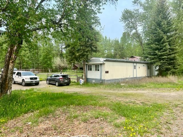 1 - 9006 Moyie Avenue, House detached with 3 bedrooms, 2 bathrooms and 7 parking in Central Kootenay B BC | Image 31