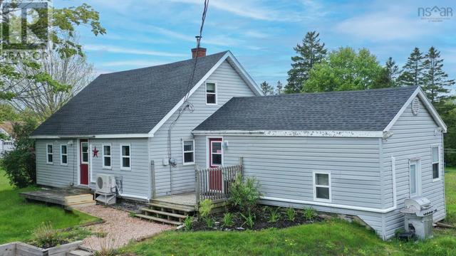 4247 12 Highway, House detached with 4 bedrooms, 2 bathrooms and null parking in Kings, Subd. C NS | Image 2