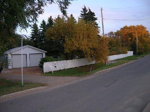 3457 11st St W, House detached with 2 bedrooms, 2 bathrooms and 6 parking in Saskatoon SK | Image 2