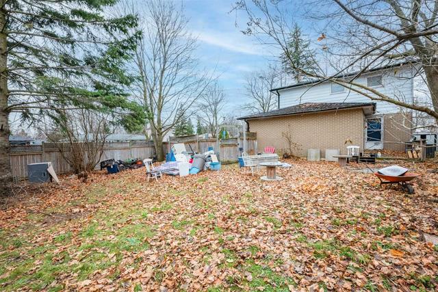 51 Parkview Dr, House detached with 4 bedrooms, 2 bathrooms and 3 parking in Orangeville ON | Image 5