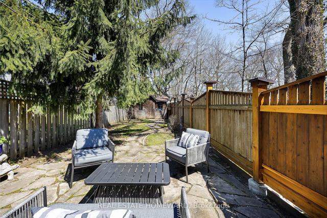 49 Victoria Park Ave, House semidetached with 3 bedrooms, 3 bathrooms and 1 parking in Toronto ON | Image 29