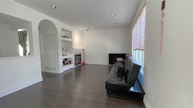 6 Saxony Dr, House detached with 4 bedrooms, 4 bathrooms and 4 parking in Markham ON | Image 16