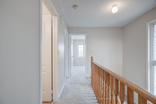 194 Roy Rainey Ave, House semidetached with 3 bedrooms, 3 bathrooms and 3 parking in Markham ON | Image 22