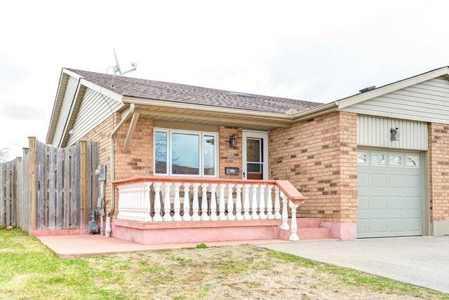 35 Ridgeway Cres, House semidetached with 3 bedrooms, 2 bathrooms and 5 parking in Kitchener ON | Image 23