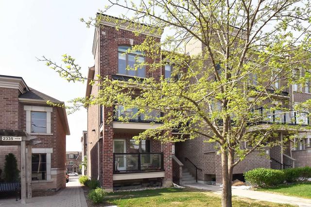 36 - 2335 Sheppard Ave W, Townhouse with 2 bedrooms, 2 bathrooms and 1 parking in Toronto ON | Image 1