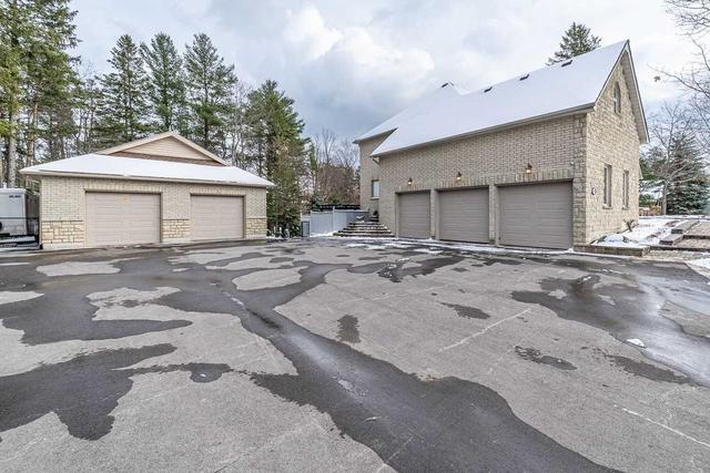 44 Royal Estate Dr, House detached with 4 bedrooms, 4 bathrooms and 13 parking in Kawartha Lakes ON | Image 32